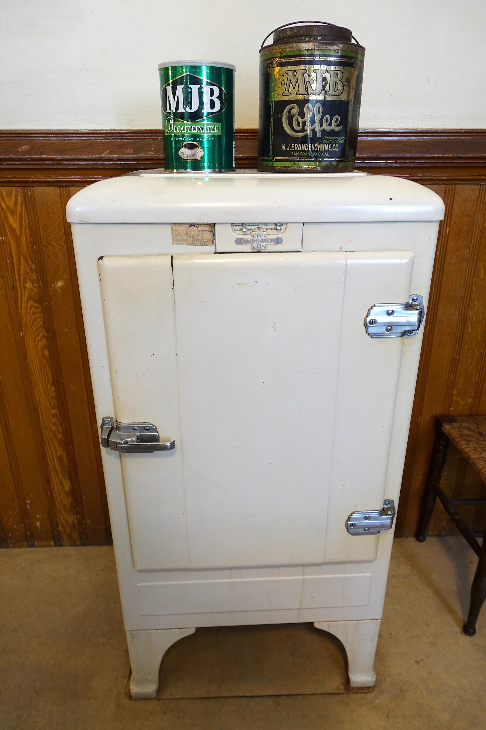 Deep Freezer Maintenance Tips for Shops and Homes
